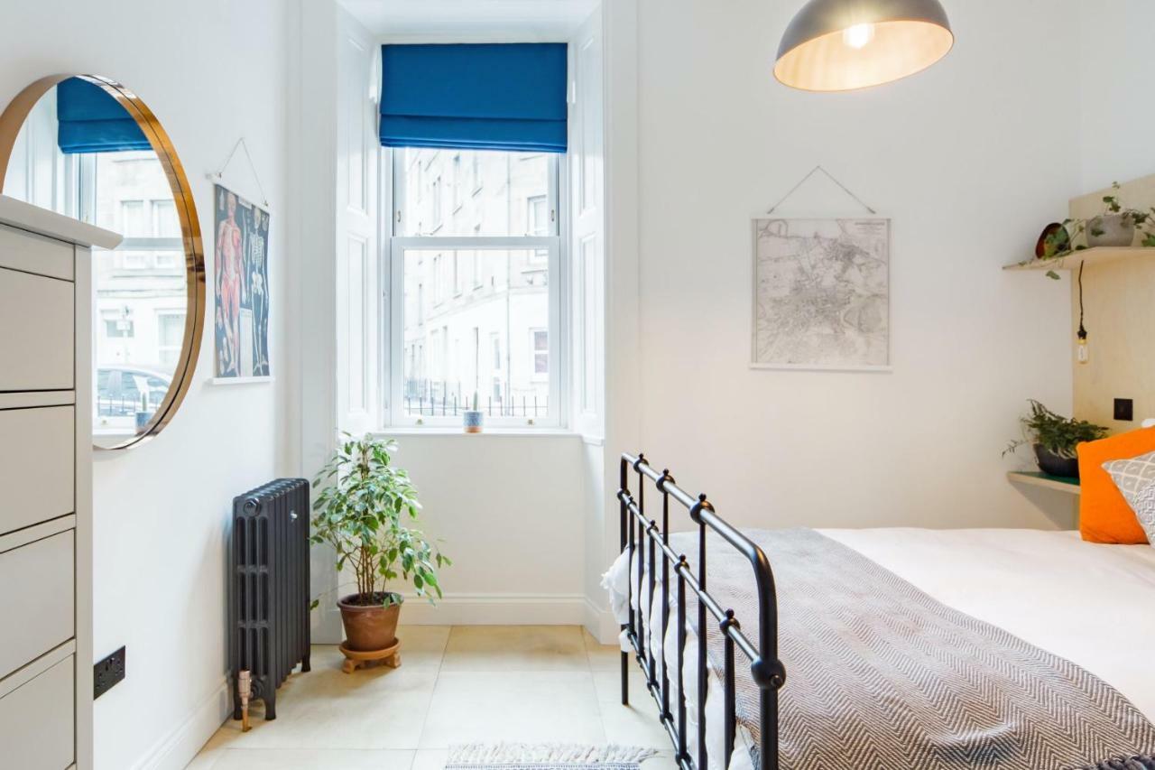 The Plywood Flat, Modern Style In A Traditional Tenement EDI Kültér fotó